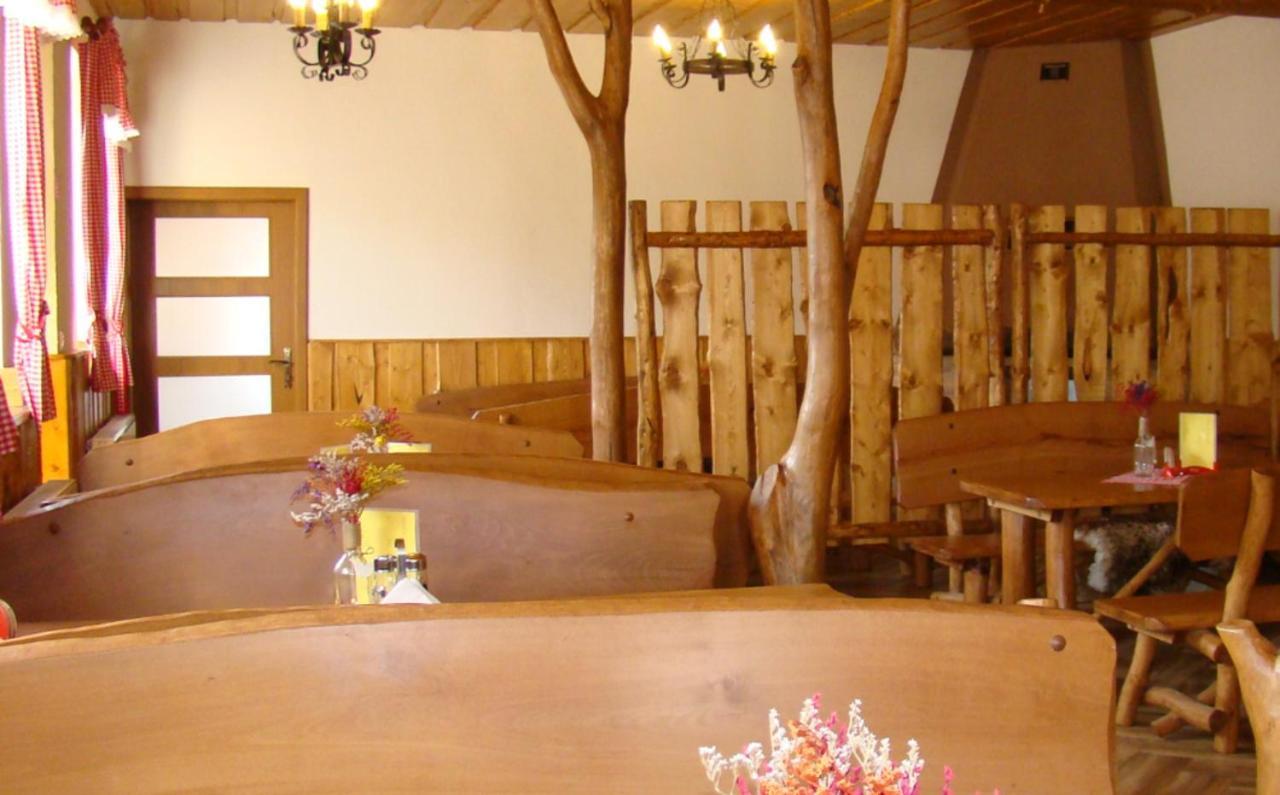 Penzion A Restaurace U Maryny Bocanovice Extérieur photo